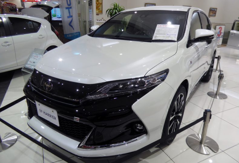 SUV トヨタ ハリアー